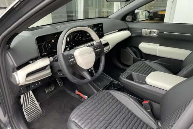 Kia EV4 (2025) thumbnail 11