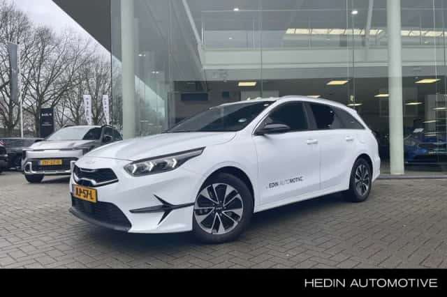 Kia Ceed Sportswagon (2025) thumbnail 1