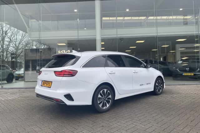 Kia Ceed Sportswagon (2025) thumbnail 13