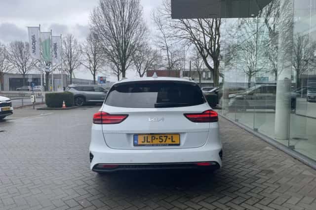 Kia Ceed Sportswagon (2025) thumbnail 4