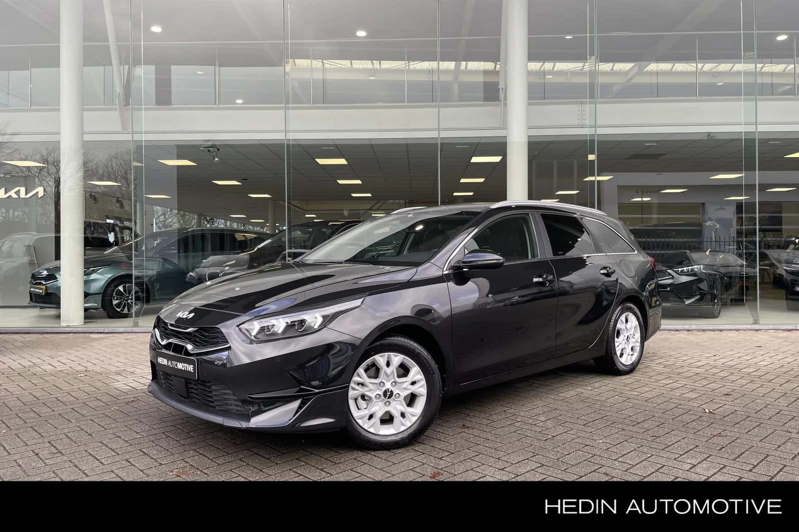 Kia Ceed Sportswagon (2025) — foto 1