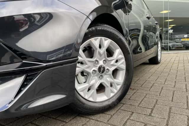 Kia Ceed Sportswagon (2025) thumbnail 2