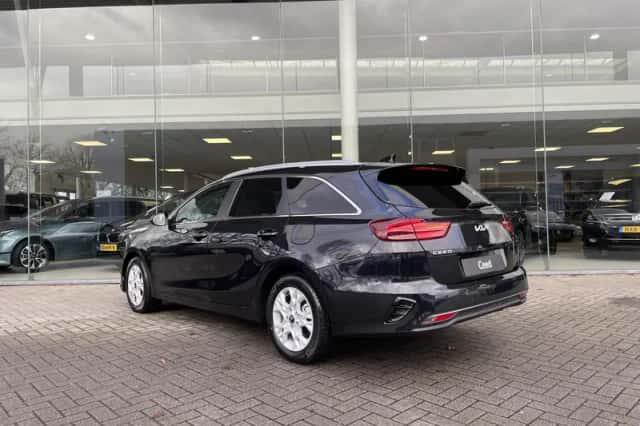 Kia Ceed Sportswagon (2025) thumbnail 4