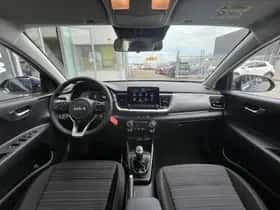 Kia Stonic (2025) thumbnail 12