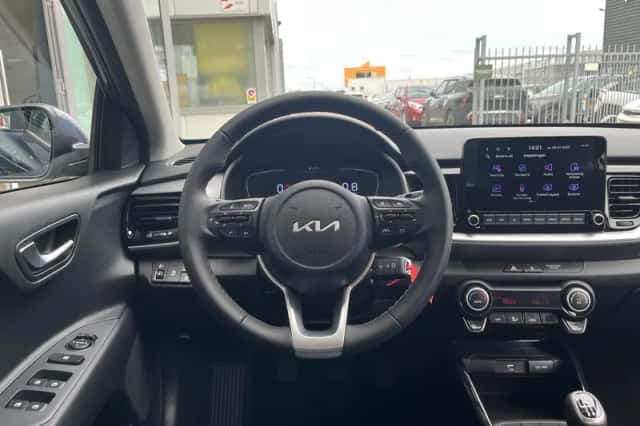 Kia Stonic (2025) thumbnail 13