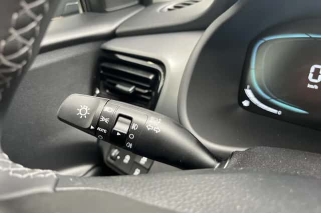 Kia Stonic (2025) thumbnail 29