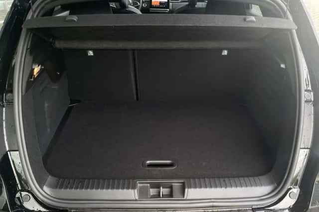 Renault Captur (2025) thumbnail 5