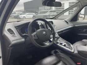 Renault Espace (2016) thumbnail 12
