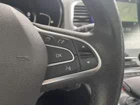 Renault Espace (2016) thumbnail 25