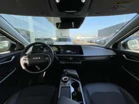 Kia EV6 (2023) thumbnail 18