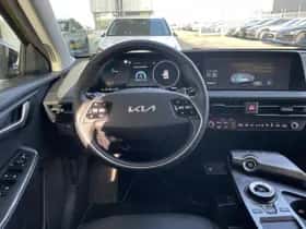 Kia EV6 (2023) thumbnail 19
