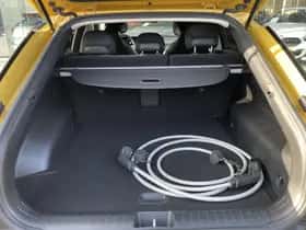 Kia EV6 (2023) thumbnail 10