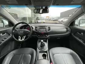 Kia Sportage (2011) thumbnail 18