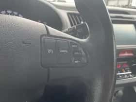 Kia Sportage (2011) thumbnail 24