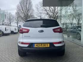 Kia Sportage (2011) thumbnail 6