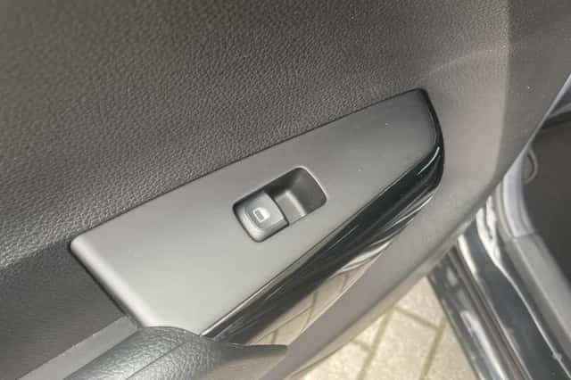Kia Picanto (2021) thumbnail 12