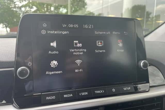 Kia Picanto (2021) thumbnail 23