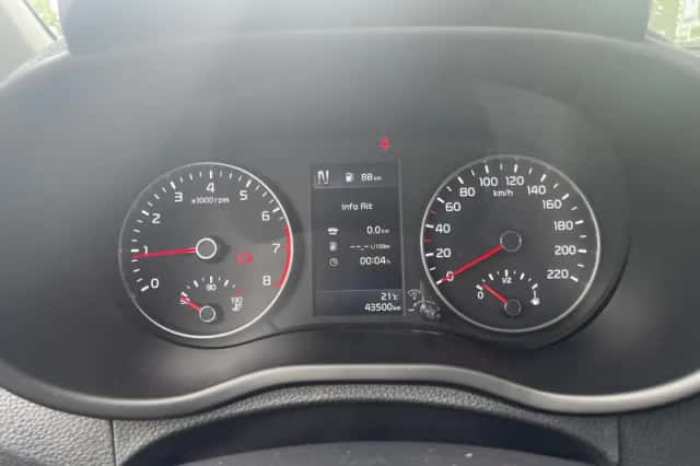 Kia Picanto (2021) thumbnail 26