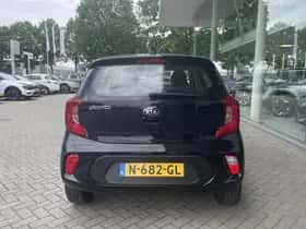 Kia Picanto (2021) thumbnail 6