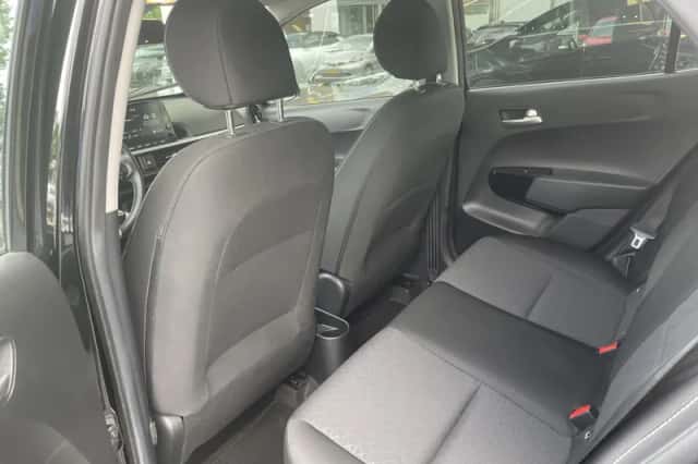 Kia Picanto (2021) thumbnail 10