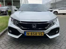 Honda Civic (2018) thumbnail 2