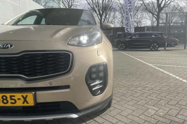 Kia Sportage (2016) thumbnail 4