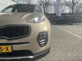 Kia Sportage (2016) thumbnail 4