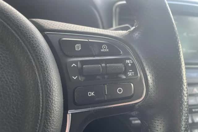 Kia Sportage (2016) thumbnail 31