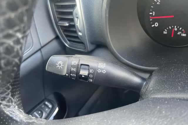 Kia Sportage (2016) thumbnail 34