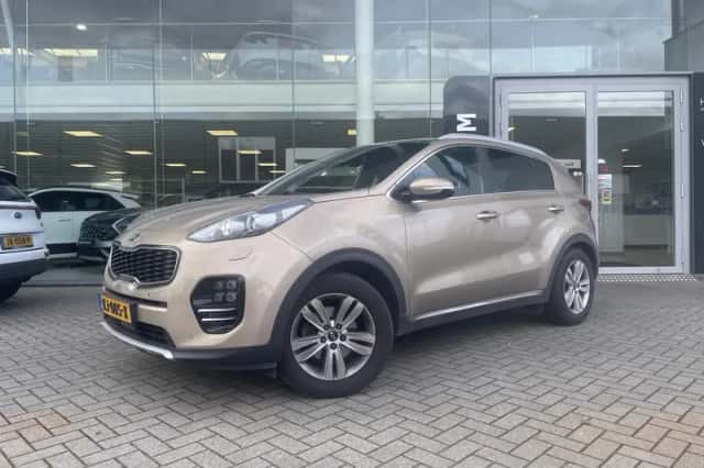 Kia Sportage (2016) thumbnail 36