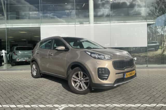 Kia Sportage (2016) thumbnail 6