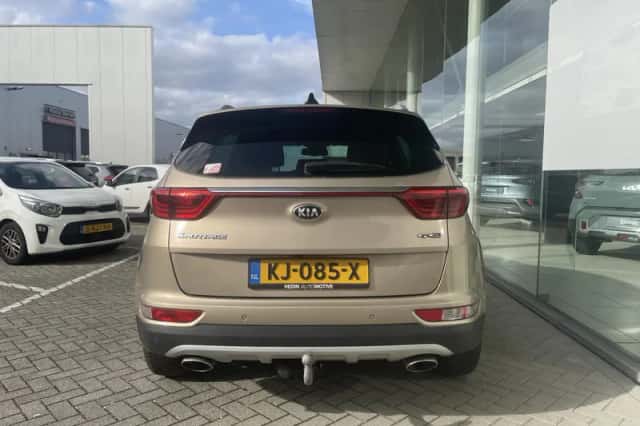 Kia Sportage (2016) thumbnail 8