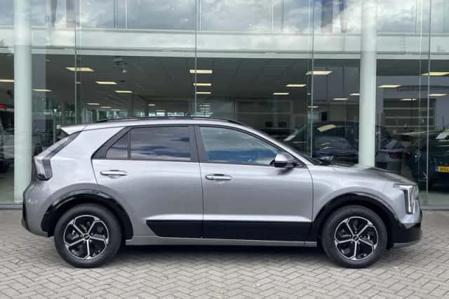 Kia Niro (2026) thumbnail 5