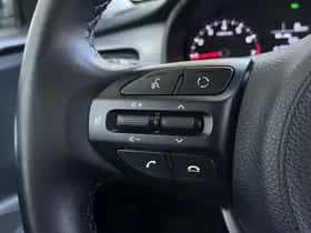 Kia Stonic (2020) thumbnail 13