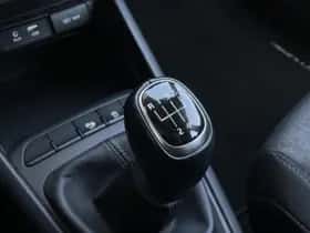 Kia Stonic (2020) thumbnail 18