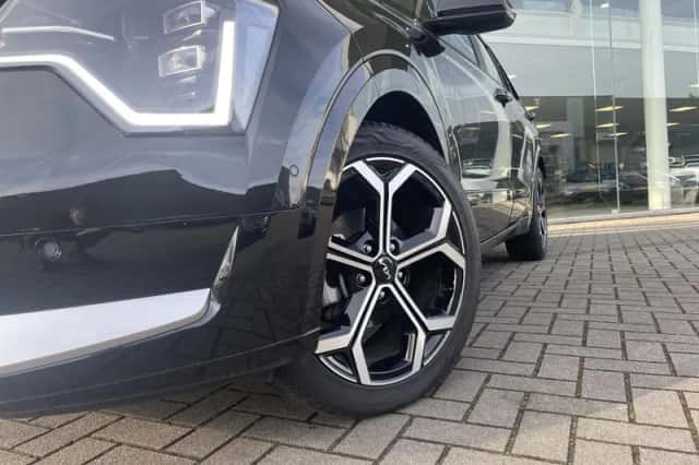 Kia Niro (2025) thumbnail 2