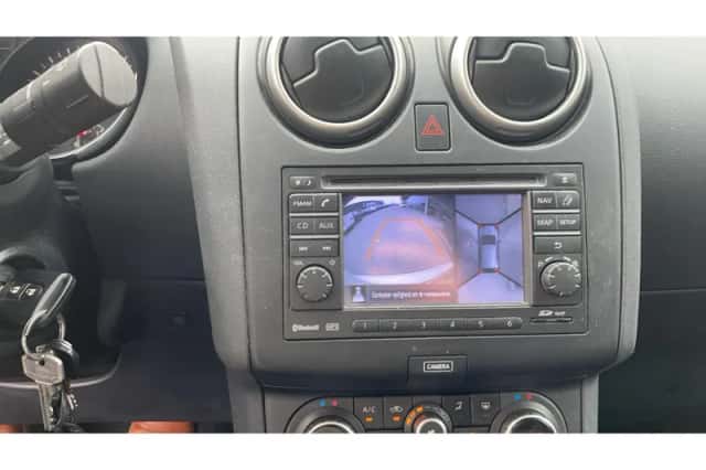 Nissan Qashqai (2013) thumbnail 11