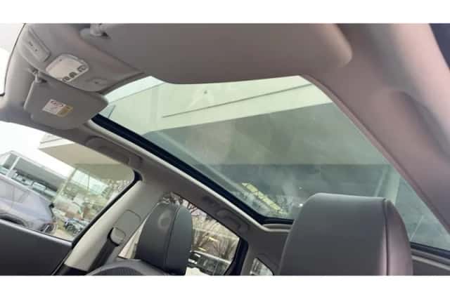 Nissan Qashqai (2013) thumbnail 12