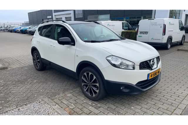 Nissan Qashqai (2013) thumbnail 5