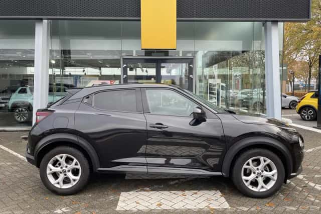 Nissan Juke (2022) thumbnail 4
