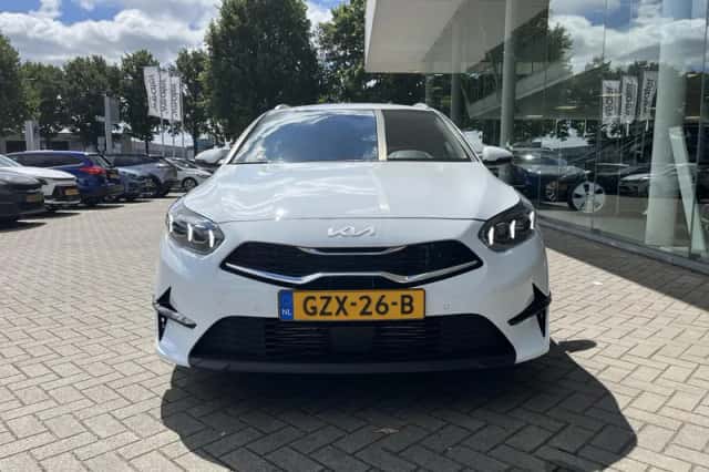 Kia Ceed Sportswagon (2025) thumbnail 3