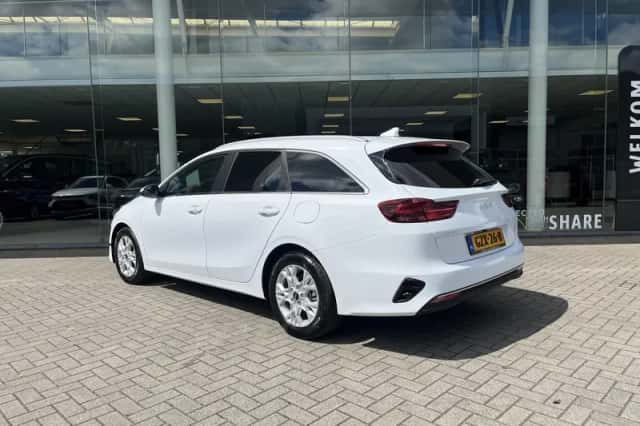 Kia Ceed Sportswagon (2025) thumbnail 5