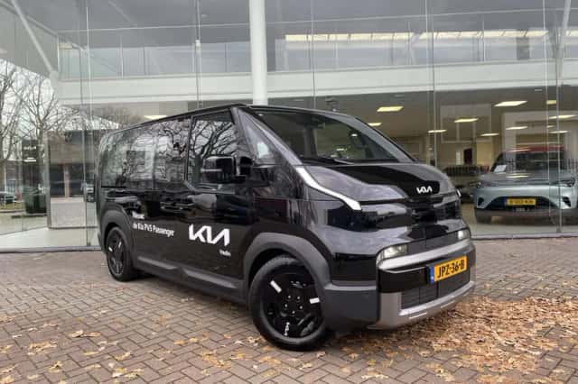 Kia PV5 (2025) thumbnail 3