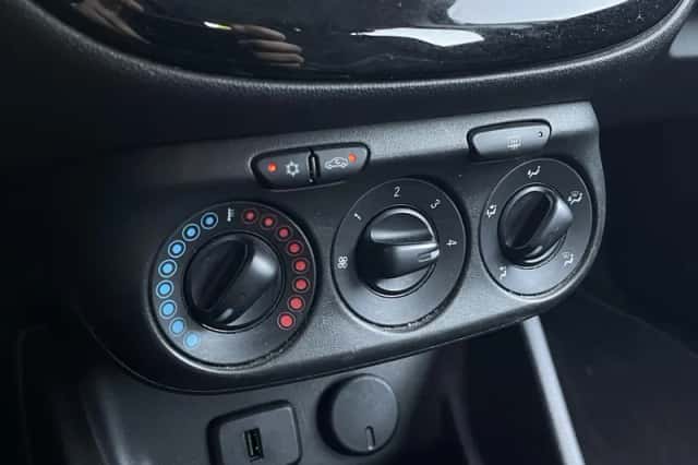 Opel Corsa (2019) thumbnail 20