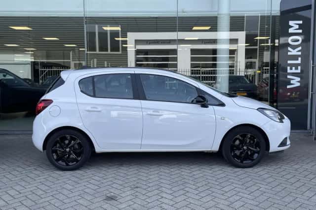 Opel Corsa (2019) thumbnail 3