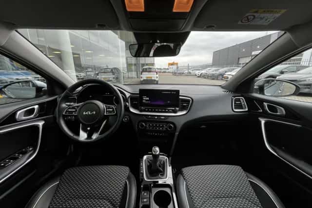 Kia Ceed Sportswagon (2024) thumbnail 11