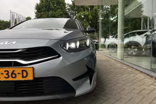 Kia Ceed Sportswagon (2024) thumbnail 8