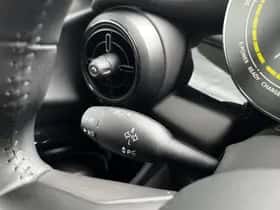 MINI Electric (2023) thumbnail 17