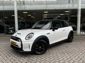 MINI Electric (2023) thumbnail 27