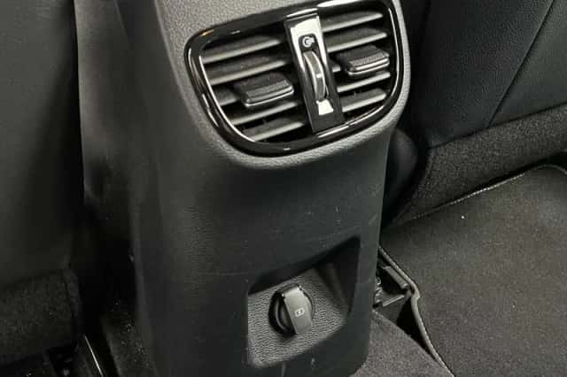 Kia Ceed Sportswagon (2022) thumbnail 14